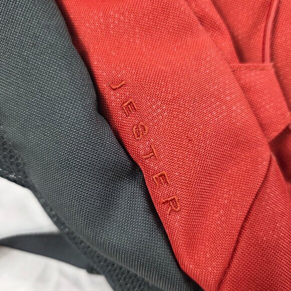 The North Face Jester Red Hiking Backpack Camping Outdoors School Casual Walking - Picture 6 of 13